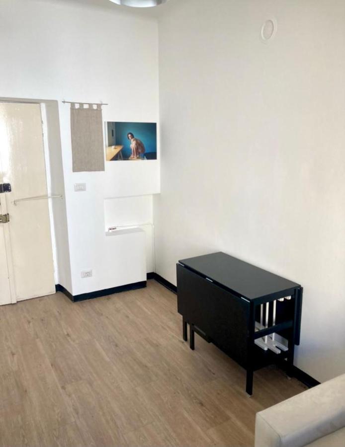 Monolocale Milano Centro Apartment Exterior photo